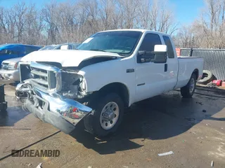 1999 Ford F-250 XL z VIN 1FTNX20F6XEF07127, wystawiony jako IAAI lot #41661157 z przebiegiem 225 319 mil mil oraz . Historia ofert i sprzedaży dostępna na DreamBid. Obrazek 2.