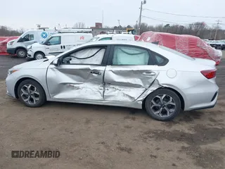 2019 Kia Forte LXS with VIN 3KPF24AD5KE125406, listed as a IAAI auction lot 41946484 with 43,391 mi miles and . Bid and sale history available at carsss.com. Image 14.