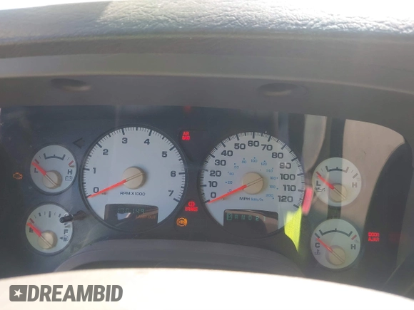 2005 Dodge 1500 ST with VIN 1D7HA16K15J646654, listed as a IAAI auction lot 41813148 with 170,149 mi miles. Bid and sale history available at carsss.com. Image 7.