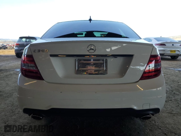 2013 Mercedes-Benz C 350 Sport with VIN WDDGF5HB4DG155153, listed as a Copart auction lot 87117974 with 9,198 mi miles and Clean Title. Bid and sale history available at DreamBid. Image 6.