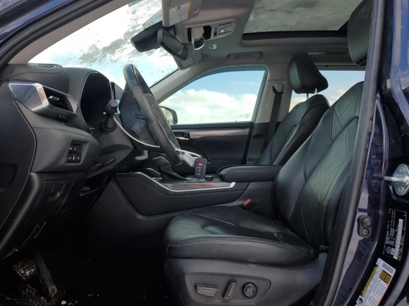 2022 Toyota Highlander Platinum with VIN 5TDFZRBH6NS202840, listed as a Copart auction lot 46228255 with 85,433 mi miles and Salvage Title. Bid and sale history available at carsss.com. Image 7.