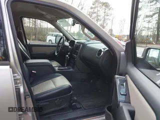 2008 Ford Explorer Sport Trac Limited z VIN 1FMEU33E18UB34647, wystawiony jako IAAI lot #41364035 z przebiegiem 155 234 mil mil oraz . Historia ofert i sprzedaży dostępna na DreamBid. Obrazek 5.