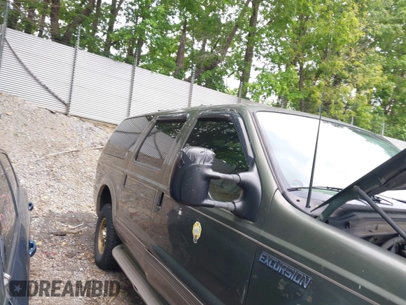 2001 Ford Excursion Limited z VIN 1FMNU43S21EC18536, wystawiony jako IAAI lot #42359854 z przebiegiem 229 663 mil mil oraz . Historia ofert i sprzedaży dostępna na DreamBid. Obrazek 16.