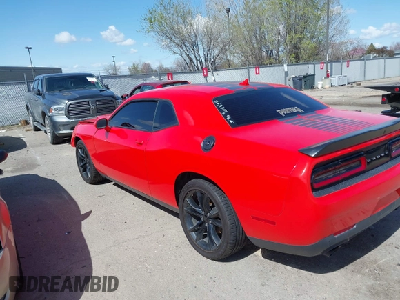 2016 Dodge Challenger SXT Plus z VIN 2C3CDZAG7GH353301, wystawiony jako IAAI lot #41780008 z przebiegiem 103 627 mil mil oraz . Historia ofert i sprzedaży dostępna na DreamBid. Obrazek 3.