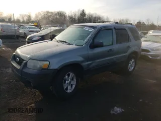 2007 Ford Escape XLT with VIN 1FMYU03Z57KB52674, listed as a Copart auction lot 86279364 with 190,802 mi miles and Salvage Title. Bid and sale history available at carsss.com. Image 1.