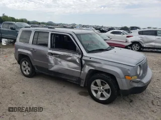 2017 Jeep Patriot High Altitude z VIN 1C4NJPFA4HD160978, wystawiony jako Copart lot #53547045 z przebiegiem 127 297 mil mil oraz Szkoda całkowita • Salvage title. Historia ofert i sprzedaży dostępna na DreamBid. Obrazek 4.