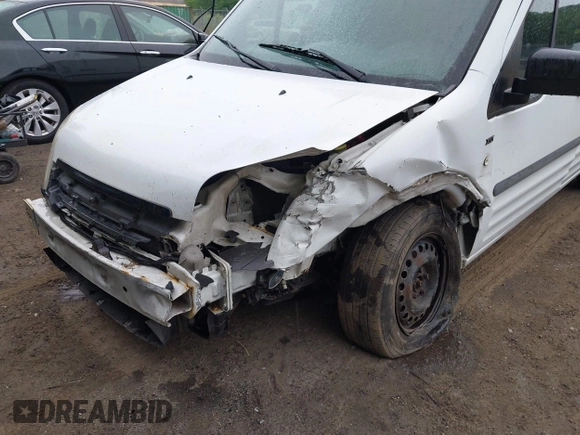 2013 Ford Transit Connect XLT z VIN NM0LS7BN3DT147813, wystawiony jako IAAI lot #42364750 z przebiegiem 199 180 mil mil oraz . Historia ofert i sprzedaży dostępna na DreamBid. Obrazek 6.