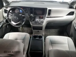 2016 Toyota Sienna LE with VIN 5TDJK3DC2GS129739, listed as a Copart auction lot 86125854 with 74,058 mi miles and Salvage Title. Bid and sale history available at carsss.com. Image 8.