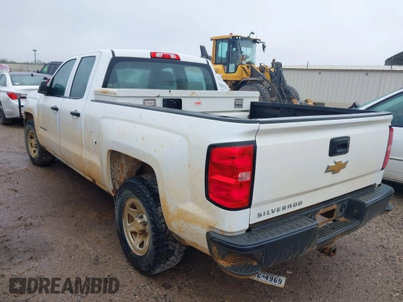 2018 Chevrolet Silverado 1500 Work Truck with VIN 1GCRCNEC5JZ241810, listed as a IAAI auction lot 41888350 with 85,419 mi miles. Bid and sale history available at carsss.com. Image 3.
