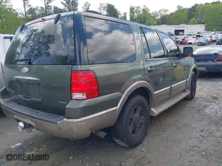 2004 Ford Expedition Eddie Bauer with VIN 1FMFU17L24LB27207, listed as a IAAI auction lot 41994223 with 1 mi miles. Bid and sale history available at carsss.com. Image 4.