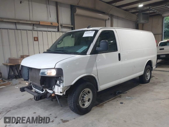2021 Chevrolet Express Cargo with VIN 1GCWGAFP4M1160480, listed as a IAAI auction lot 42621437 with 99,142 mi miles and . Bid and sale history available at DreamBid. Image 18.