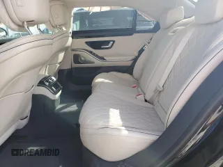 2024 Mercedes-Benz S 580e with VIN W1K6G6KB9RA287889, listed as a Copart auction lot 79701824 with 165 mi miles and Salvage Title. Bid and sale history available at DreamBid. Image 10.