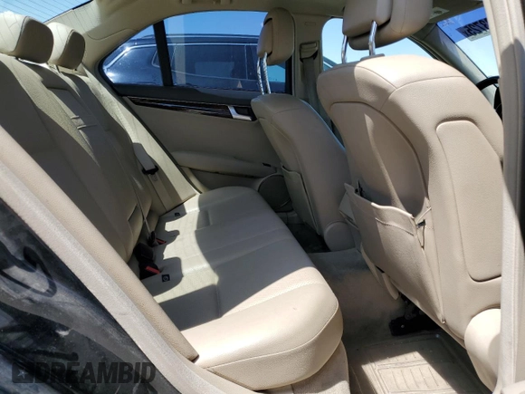 2014 Mercedes-Benz C 250 Sport with VIN WDDGF4HBXEG218784, listed as a Copart auction lot 60883725 with 156,214 mi miles and Clean title. Bid and sale history available at DreamBid. Image 10.