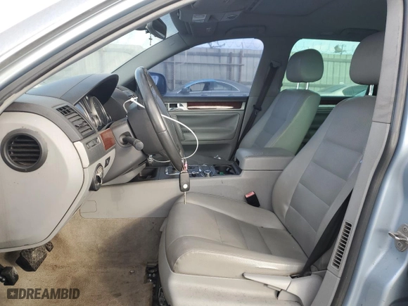 2005 Volkswagen Touareg 3.2L V6 with VIN WVGZG77L45D081320, listed as a Copart auction lot 89355925 with 149,102 mi miles and Salvage Title. Bid and sale history available at carsss.com. Image 7.