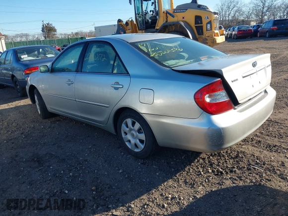 2004 Toyota Camry LE with VIN 4T1BE32K54U889401, listed as a IAAI auction lot 41778562 with Not Provided miles and . Bid and sale history available at carsss.com. Image 3.