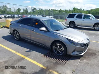 2023 Hyundai Elantra SEL z VIN KMHLS4AG3PU511338, wystawiony jako IAAI lot #42258048 z przebiegiem 3 556 mil mil oraz . Historia ofert i sprzedaży dostępna na DreamBid. Obrazek 1.
