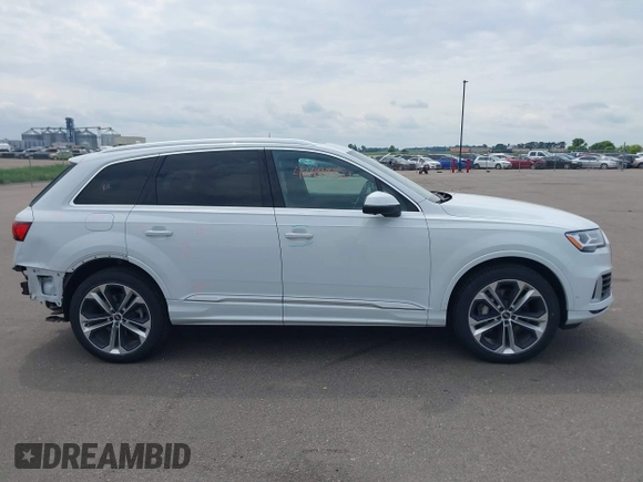 2021 Audi Q7 Premium Plus with VIN WA1LXAF75MD021454, listed as a IAAI auction lot 42444321 with 39,103 mi miles and . Bid and sale history available at DreamBid. Image 14.
