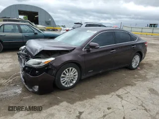 2013 Toyota Avalon XLE Premium z VIN 4T1BD1EB4DU014961, wystawiony jako Copart lot #55285005 z przebiegiem 134 402 mil mil oraz Szkoda całkowita • Salvage title. Historia ofert i sprzedaży dostępna na DreamBid. Obrazek 1.