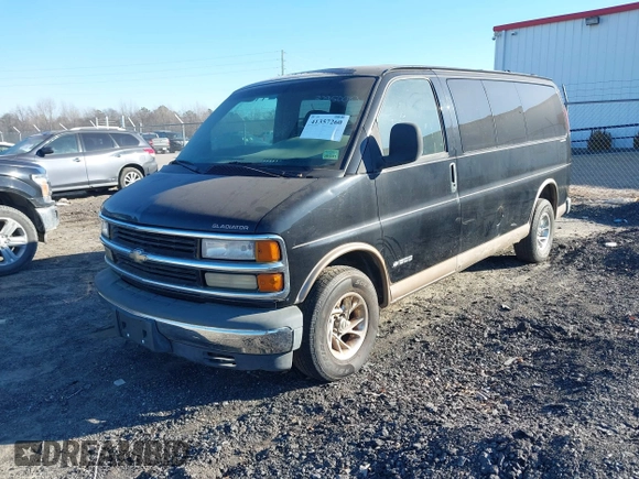 2000 Chevrolet Express Cargo Van w/YF7 with VIN 1GBFG15R6Y1173065, listed as a IAAI auction lot 41357260 with 242,540 mi miles. Bid and sale history available at carsss.com. Image 2.