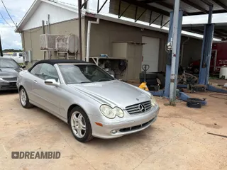 2004 Mercedes-Benz CLK 320 z VIN WDBTK65G04T026049, wystawiony jako IAAI lot #42730114 z przebiegiem 120 122 mil mil oraz . Historia ofert i sprzedaży dostępna na DreamBid. Obrazek 1.