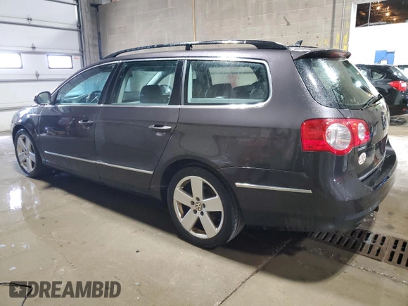 2008 Volkswagen Passat Komfort with VIN WVWLK73C88E240272, listed as a Copart auction lot 57714685 with 155,441 mi miles and Clean title. Bid and sale history available at DreamBid. Image 2.
