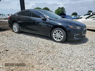 2018 Chevrolet Malibu LT with VIN 1G1ZD5ST8JF106669, listed as a Copart auction lot 56659245 with 106,110 mi miles and Clean Title. Bid and sale history available at DreamBid. Image 4.