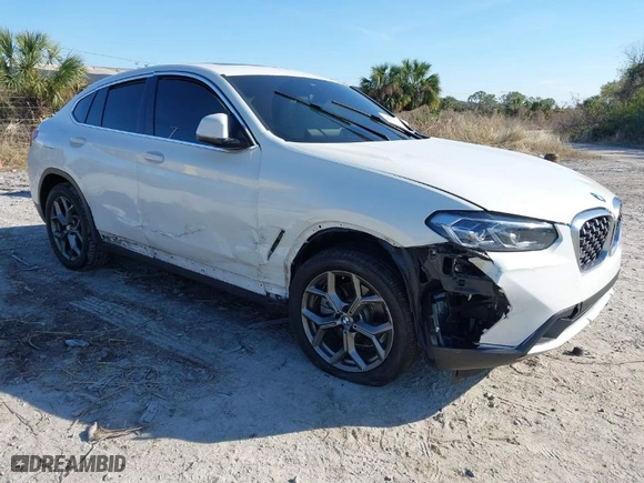 2022 BMW X4 xDrive30i with VIN 5UX33DT08N9J69112, listed as a IAAI auction lot 41501078 with NaN miles. Bid and sale history available at carsss.com. Image 1.