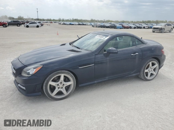 2015 Mercedes-Benz SLK 250 с VIN WDDPK4HAXFF098009, выставлен на аукционе Copart как лот 47493835 с пробегом 27 236 миль миль и Списание • Salvage title. История ставок и продаж доступна на DreamBid. Изображение 1.