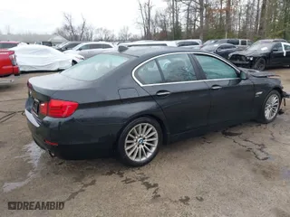 2011 BMW 5 Series 535i xDrive with VIN WBAFU7C51BC870479, listed as a IAAI auction lot 41715676 with 92,342 mi miles. Bid and sale history available at carsss.com. Image 4.