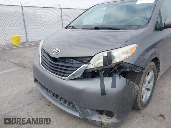 2012 Toyota Sienna LE AAS with VIN 5TDKK3DC0CS192952, listed as a IAAI auction lot 41694554 with 179,277 mi miles. Bid and sale history available at carsss.com. Image 6.