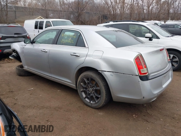 2012 Chrysler 300 C with VIN 2C3CCAKT0CH289662, listed as a IAAI auction lot 42016626 with 195,785 mi miles and . Bid and sale history available at DreamBid. Image 3.