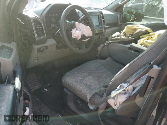 2019 Ford F-150 XL z VIN 1FTEX1CP1KKE99060, wystawiony jako Copart lot #77547014 z przebiegiem 131 941 mil mil oraz Nie do naprawy • Non repairable. Historia ofert i sprzedaży dostępna na DreamBid. Obrazek 8.