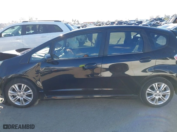 2010 Honda Fit Sport with VIN JHMGE8H41AC004269, listed as a IAAI auction lot 41753863 with 90,888 mi miles. Bid and sale history available at carsss.com. Image 14.