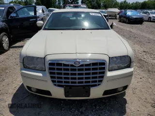 2006 Chrysler 300 Touring with VIN 2C3KA53G26H407435, listed as a Copart auction lot 57140474 with 241,988 mi miles and Clean Title. Bid and sale history available at carsss.com. Image 5.