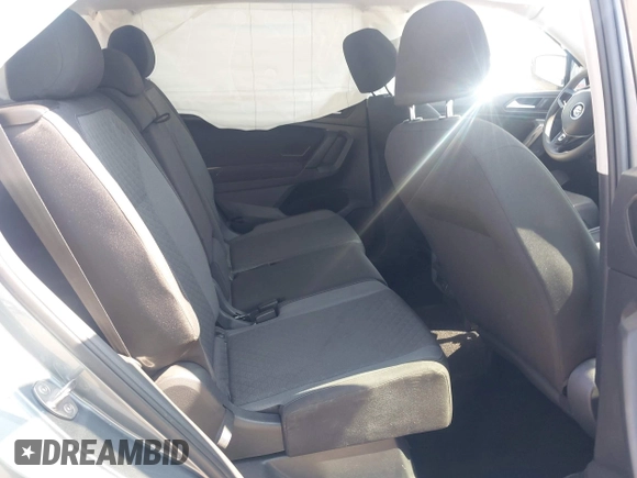2019 Volkswagen Tiguan S с VIN 3VV1B7AX4KM085980, выставлен на аукционе IAAI как лот 42156717 с пробегом 103 104 миль миль и . История ставок и продаж доступна на DreamBid. Изображение 8.
