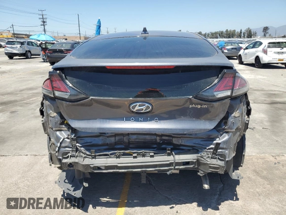 2020 Hyundai Ioniq SE with VIN KMHC65LD4LU207572, listed as a Copart auction lot 54187205 with 136,887 mi miles and Salvage title. Bid and sale history available at DreamBid. Image 6.