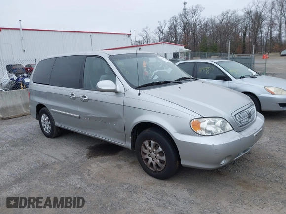 2004 Kia Sedona LX with VIN KNDUP131946545303, listed as a IAAI auction lot 41714164 with 1 mi miles. Bid and sale history available at carsss.com. Image 1.