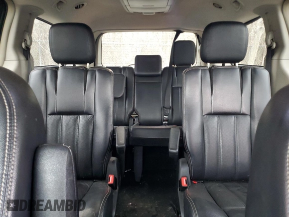 2011 Dodge Grand Caravan Crew with VIN 2D4RN5DG2BR762738, listed as a Copart auction lot 49528955 with 203,748 mi miles and Clean Title. Bid and sale history available at DreamBid. Image 10.