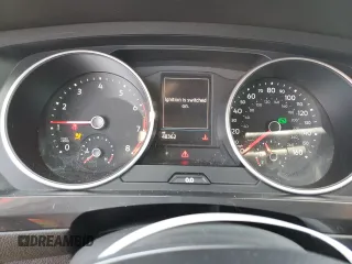 2020 Volkswagen Tiguan S z VIN 3VV1B7AX3LM152439, wystawiony jako Copart lot #53752395 z przebiegiem 48 362 mil mil oraz Szkoda całkowita • Salvage title. Historia ofert i sprzedaży dostępna na DreamBid. Obrazek 9.