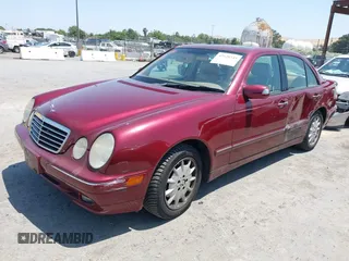 2001 Mercedes-Benz E 320 z VIN WDBJF65J31B357006, wystawiony jako IAAI lot #42428345 z przebiegiem 103 239 mil mil oraz . Historia ofert i sprzedaży dostępna na DreamBid. Obrazek 17.
