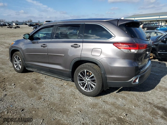2019 Toyota Highlander SE with VIN 5TDJZRFH7KS574087, listed as a Copart auction lot 86127534 with 64,810 mi miles and Salvage Title. Bid and sale history available at carsss.com. Image 2.