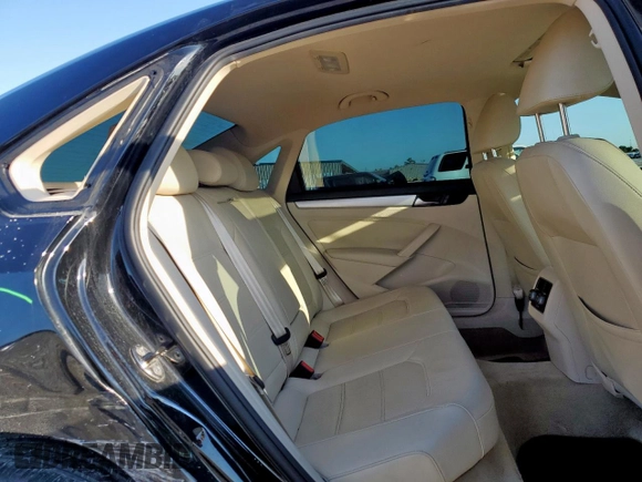 2013 Volkswagen Passat SE z VIN 1VWBH7A36DC072258, wystawiony jako Copart lot #58791285 z przebiegiem 114 018 mil mil oraz Szkoda całkowita • Salvage title. Historia ofert i sprzedaży dostępna na DreamBid. Obrazek 10.