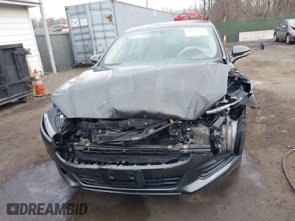 2016 Ford Fusion SE with VIN 3FA6P0H79GR359113, listed as a IAAI auction lot 41661008 with 162,048 mi miles. Bid and sale history available at carsss.com. Image 12.