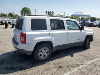 2017 Jeep Patriot Sport SE with VIN 1C4NJPBAXHD148534, listed as a Copart auction lot 60561145 with 116,799 mi miles and Salvage title. Bid and sale history available at DreamBid. Image 3.