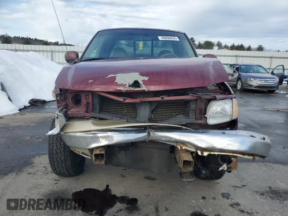 1999 Ford F-150 XL z VIN 2FTRX18L3XCA55634, wystawiony jako Copart lot #49896035 z przebiegiem 212 928 mil mil oraz Czysty tytuł • Clean title. Historia ofert i sprzedaży dostępna na DreamBid. Obrazek 5.