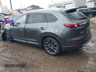 2020 Mazda CX-9 Signature with VIN JM3TCBEY4L0422752, listed as a IAAI auction lot 41207874 with 32,528 mi miles and . Bid and sale history available at carsss.com. Image 3.