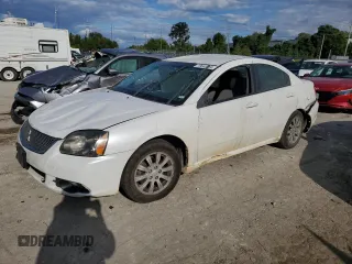 2011 Mitsubishi Galant FE z VIN 4A32B2FF4BE019728, wystawiony jako Copart lot #73040864 z przebiegiem 172 136 mil mil oraz Szkoda całkowita • Salvage title. Historia ofert i sprzedaży dostępna na DreamBid. Obrazek 1.