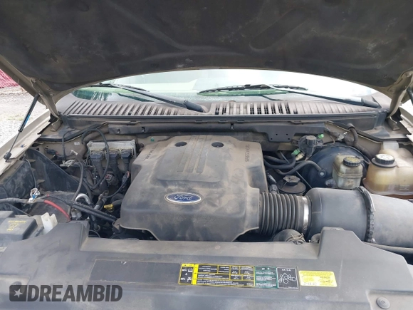 2004 Ford Expedition Special Service with VIN 1FMRU15W24LA46475, listed as a IAAI auction lot 42276093 with 218,197 mi miles and . Bid and sale history available at DreamBid. Image 10.