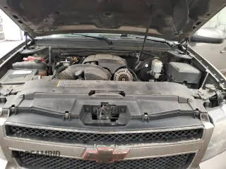 2008 Chevrolet Suburban Commercial with VIN 1GNFK16328J230440, listed as a Copart auction lot 46373895 with 250,370 mi miles and Clean Title. Bid and sale history available at carsss.com. Image 12.