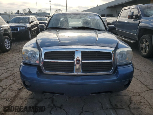 2005 Dodge Dakota SLT with VIN 1D7HW42N15S164120, listed as a Copart auction lot 84000074 with 107,087 mi miles and Non Repairable. Bid and sale history available at DreamBid. Image 5.
